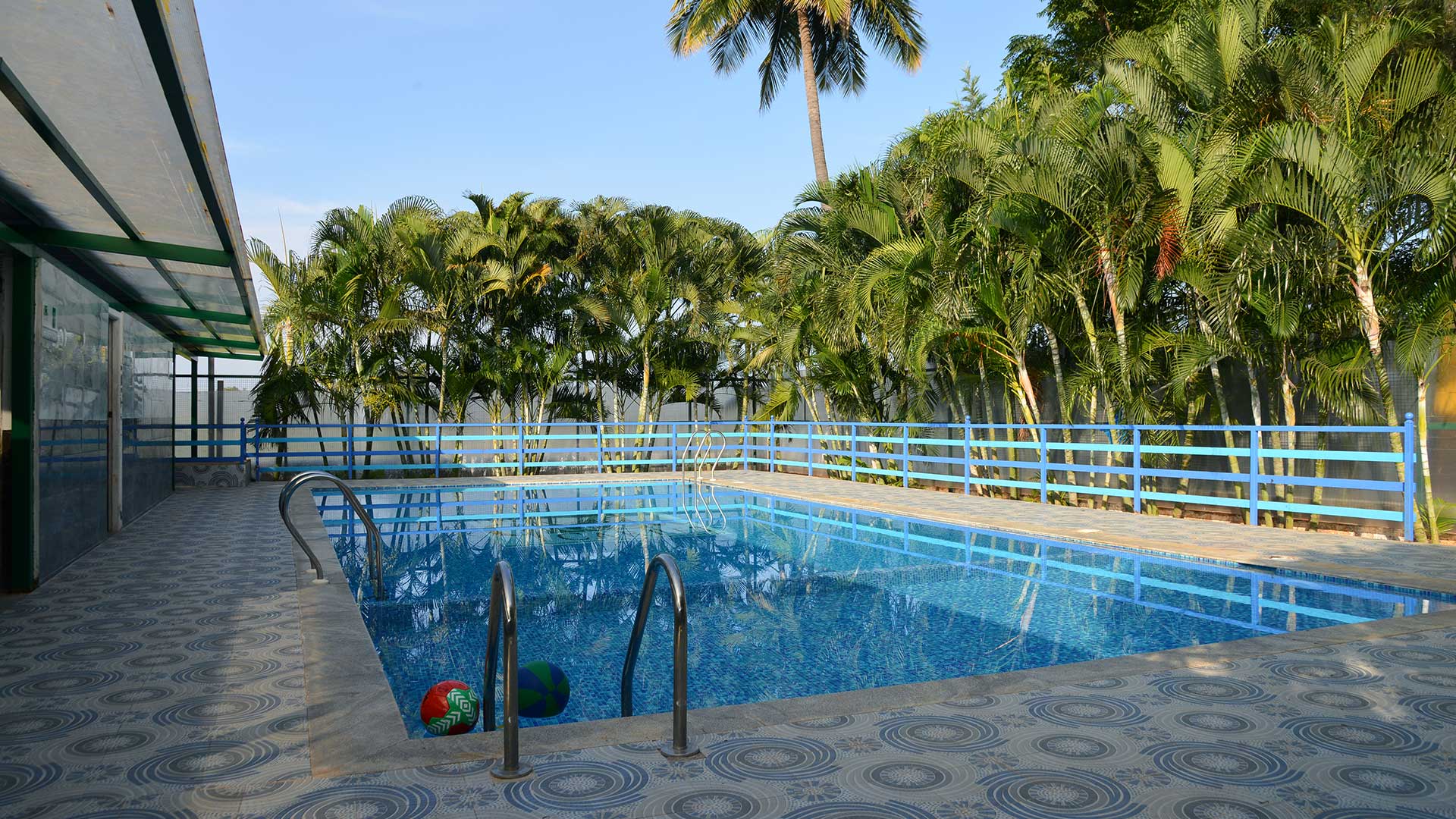 The Green Carpet Resort Best Rates on Kollegal Hotel Deals, Reviews