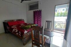O blue shine resort, Yercaud