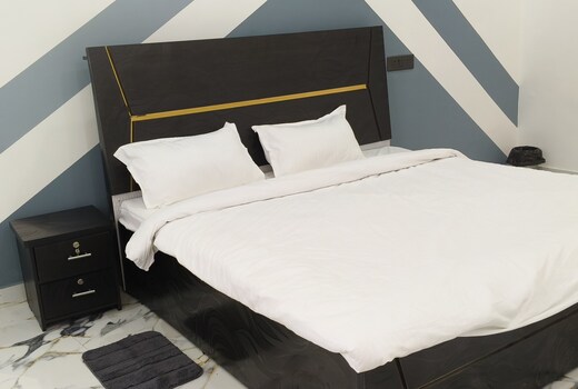 People guest house