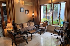 MH12 Services 2 BHK Luxury Apartment Kalyani Nagar, Pune