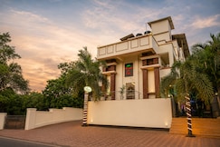 Meraden La Oasis, Anjuna, Goa