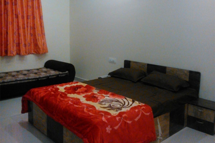 view point bunglow no.2 (3BHK) Panchgani - Tap to explore photos