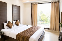 Hotel Galaxy, Prayagraj