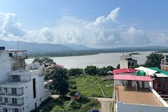 The Nirvanna Blues, Rishikesh