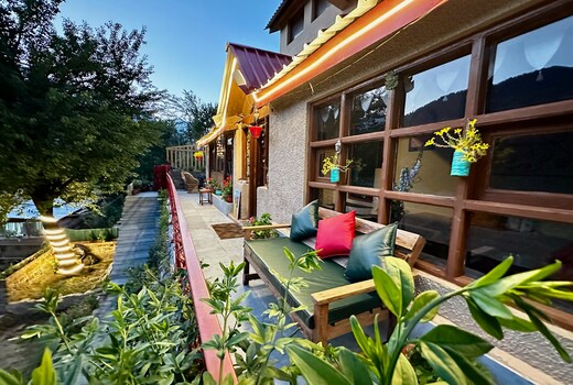 Sehar Boutique Stay and Gallery