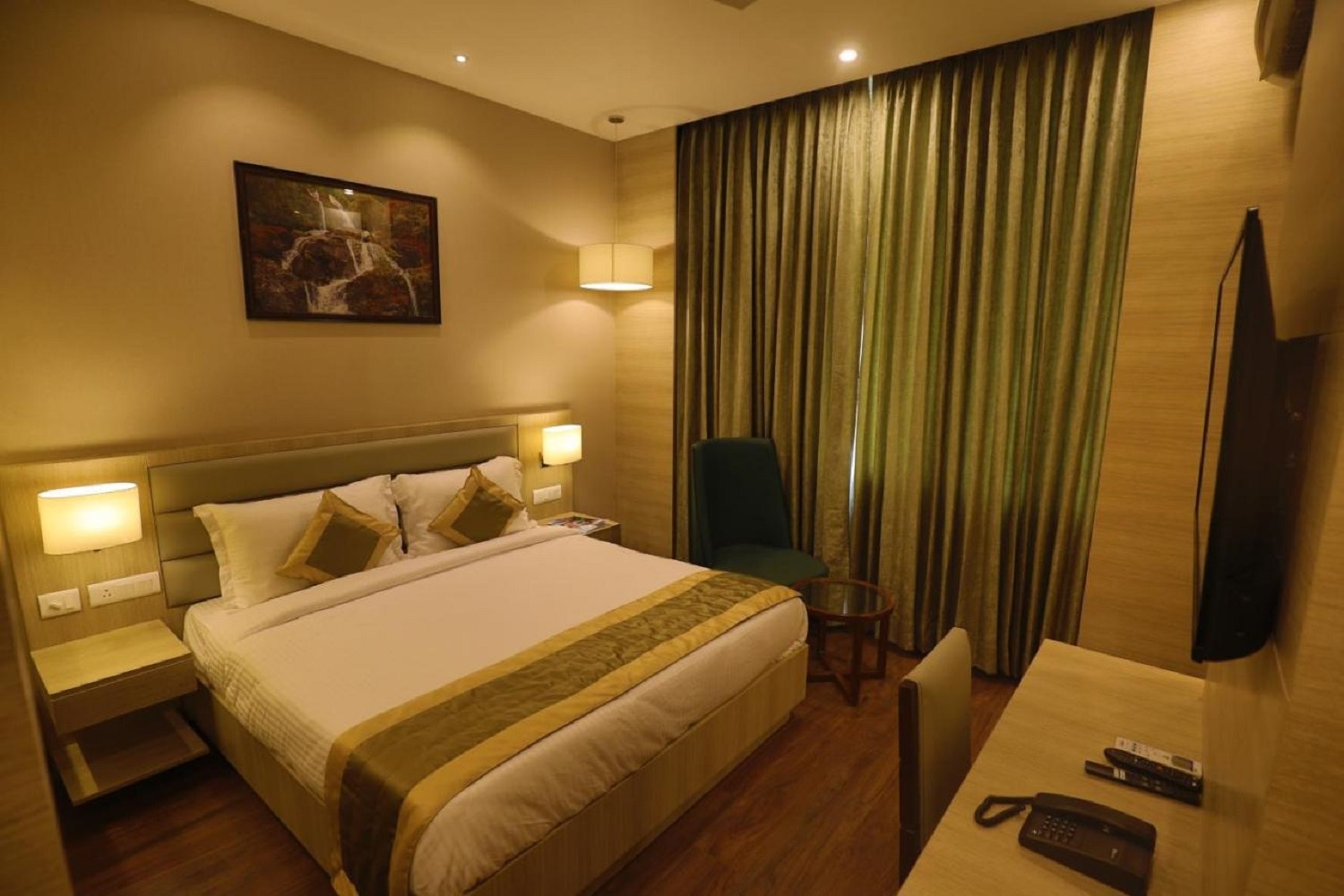 Hotel Goa Country Club - Tap to explore photos