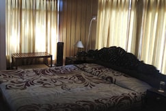 The Log Huts, Manali (HPTDC), Manali