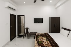 Gopal Kunj Inn, Vrindavan