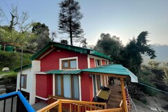 Goldi Cottage 1BR Duplex Room 2nd By Homeyhuts, Ranikhet