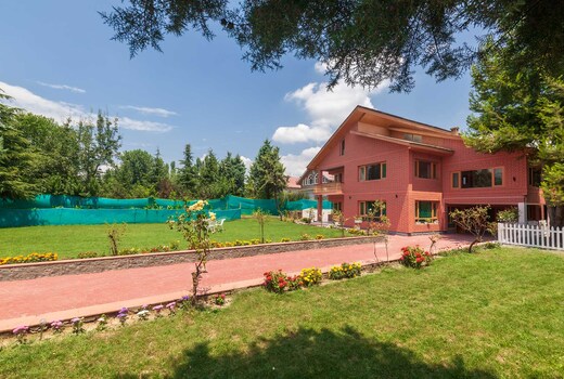 StayVista at Alder @ Pinewood Villa