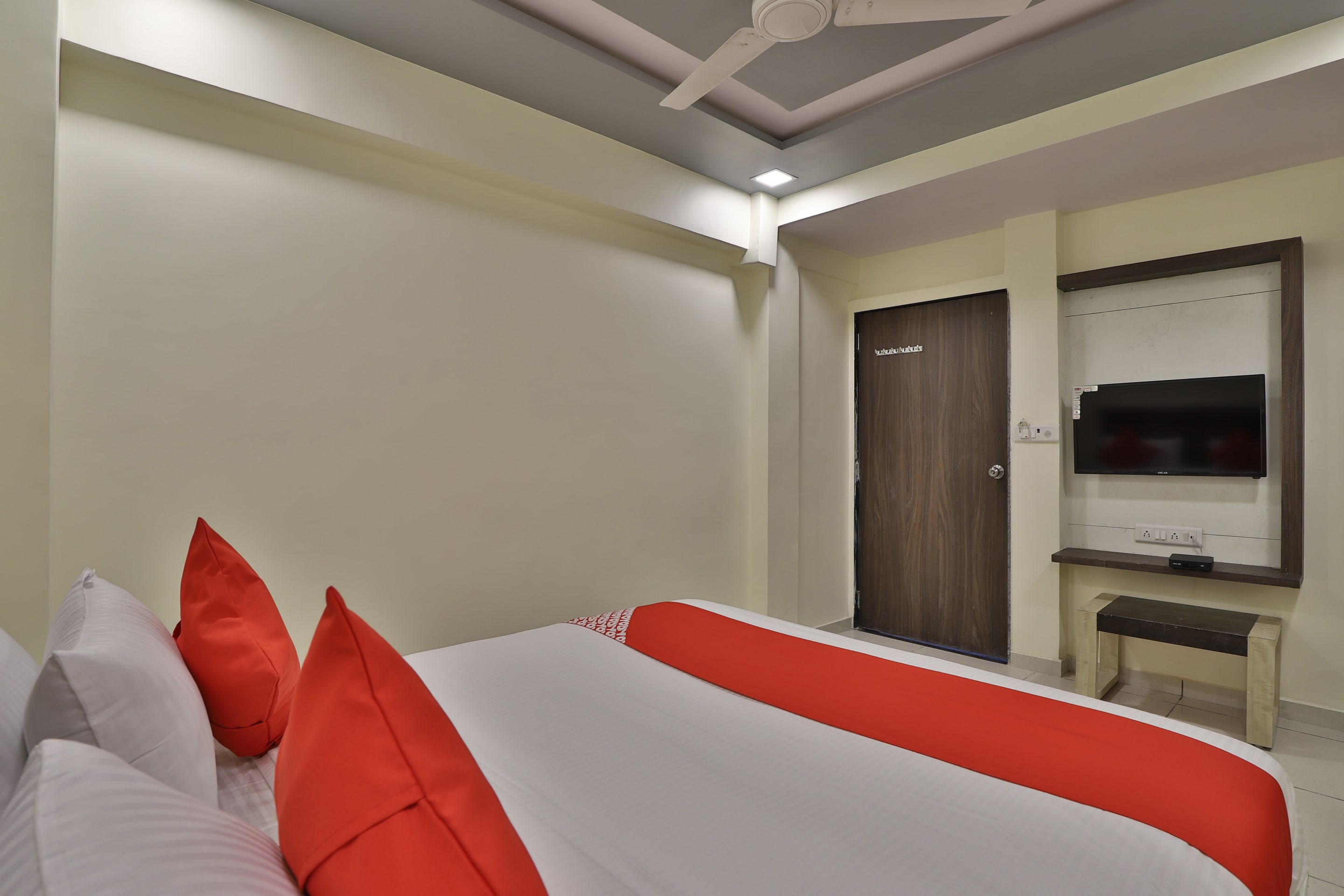Hotel O Sunway - Tap to explore photos