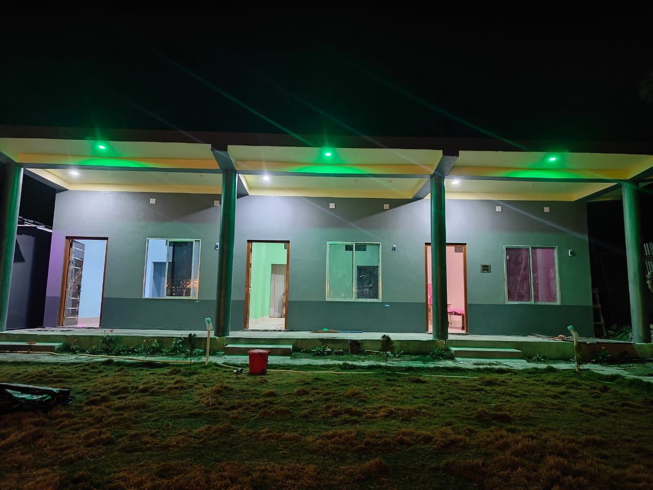 Mangalgunj Twilight Camp - Tap to explore photos
