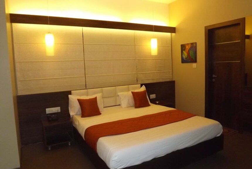 HOTEL RADHEY INN 3