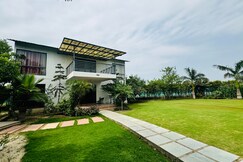 RK FARMS, Noida