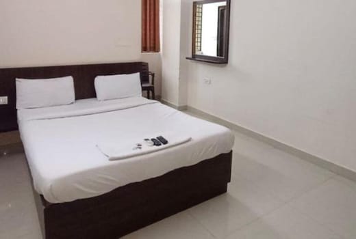 FabHotel Pride Image