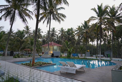 Diamond Pavilion by Jade