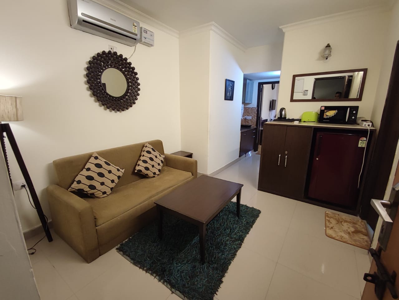 Aloha By Blissful Ganges-1 Bedroom Apartment  - Tap to explore photos