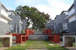 La Flora Cloud 9 Resort| Rooms & Suites, Vaniyambadi