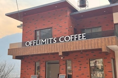 The Clover Inn by Offlimits Homes, Kullu