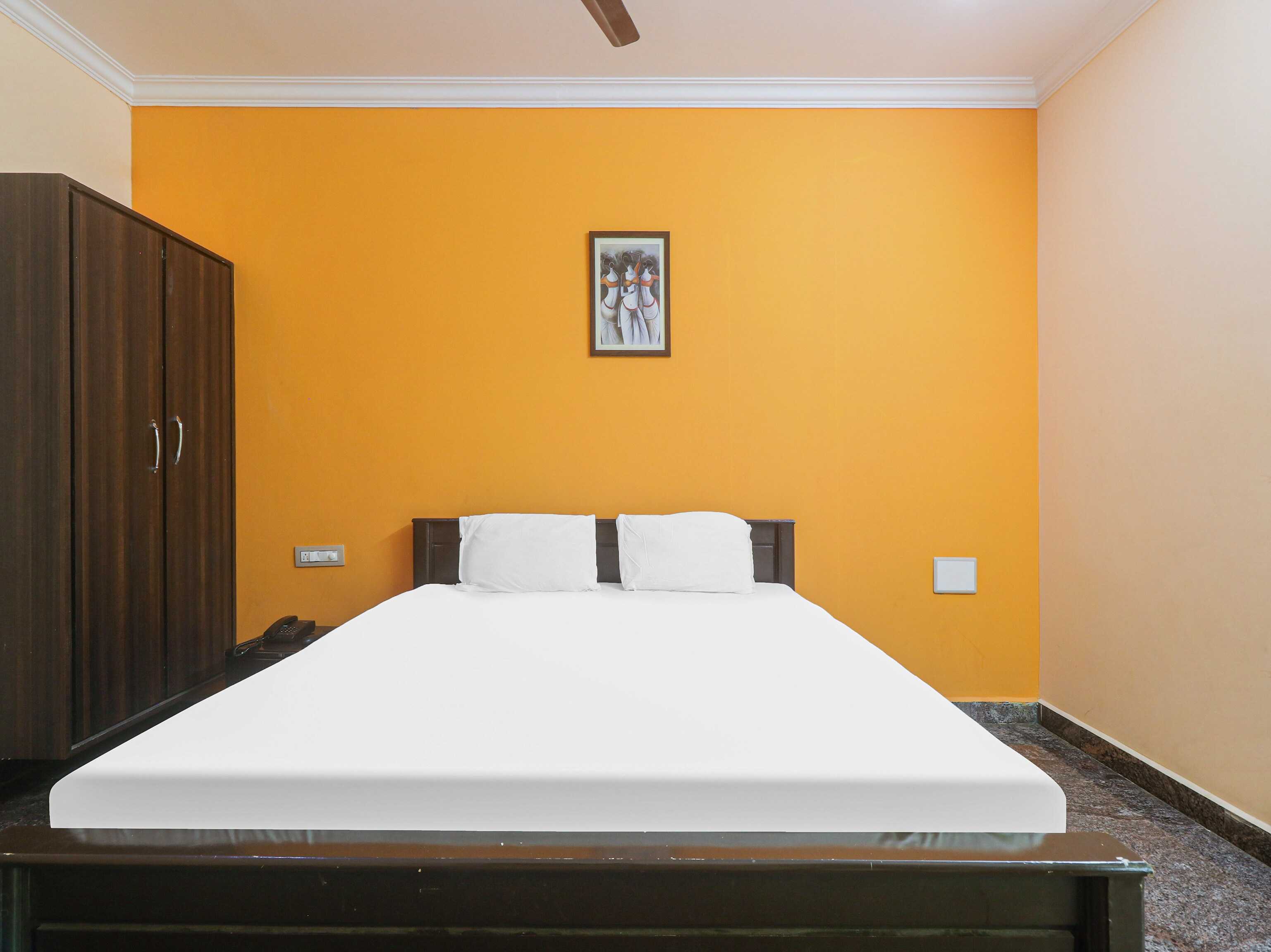 Hotel O Guntur Railway Junction - Tap to explore photos