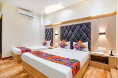 Hotel Riza, Mumbai