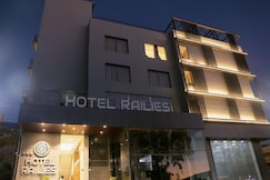 HOTEL RAILIES, Raj Nandgaon