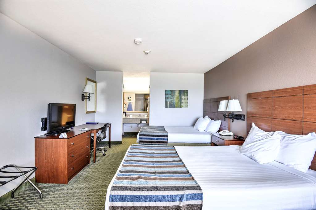 SureStay Hotel by Best Western Ottawa - Tap to explore photos