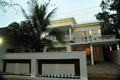 Ocean Pearl Pool Villa, Tirur