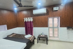 BL Paying Guest House, Varanasi