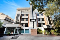 Townhouse Oak Kodambakkam Formerly Cine City, Chennai