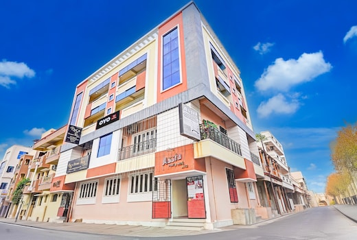Hotel O Lia's Homestay