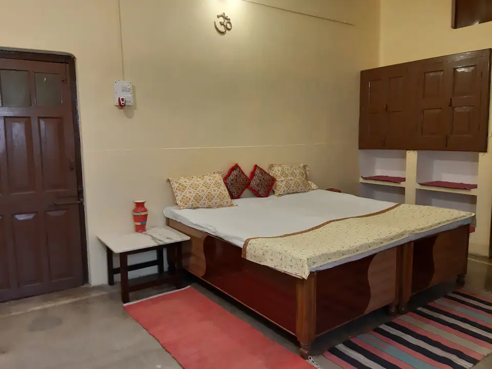 RAM NIWAS - A Heritage Property Near Ganges - Tap to explore photos