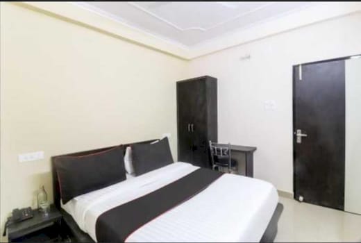 Collection O BHU Campus Formerly Lily Grand