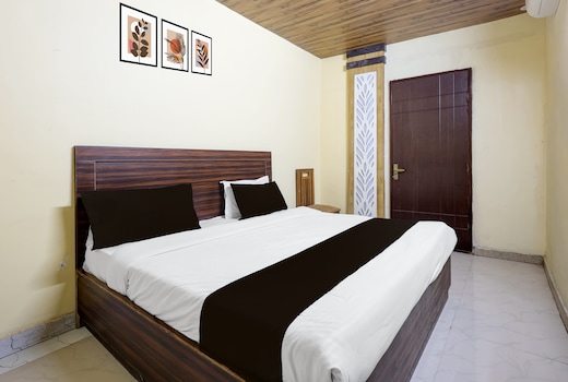 Hotel O Uttaranchal University Dehradun