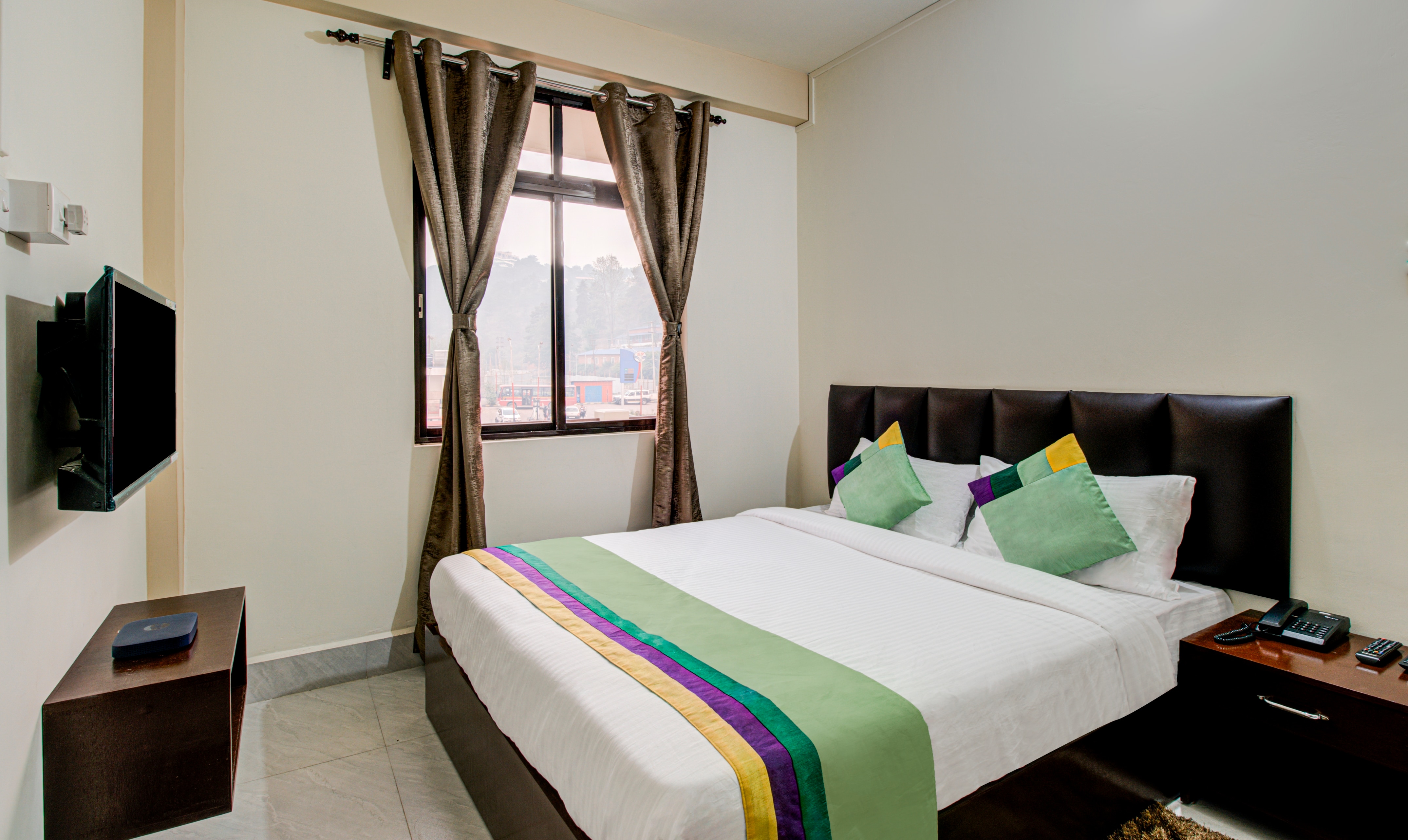 Itsy Hotels Vijaya Residency - Tap to explore photos
