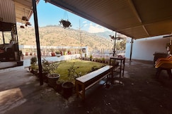 Hotel Divine, Barkot