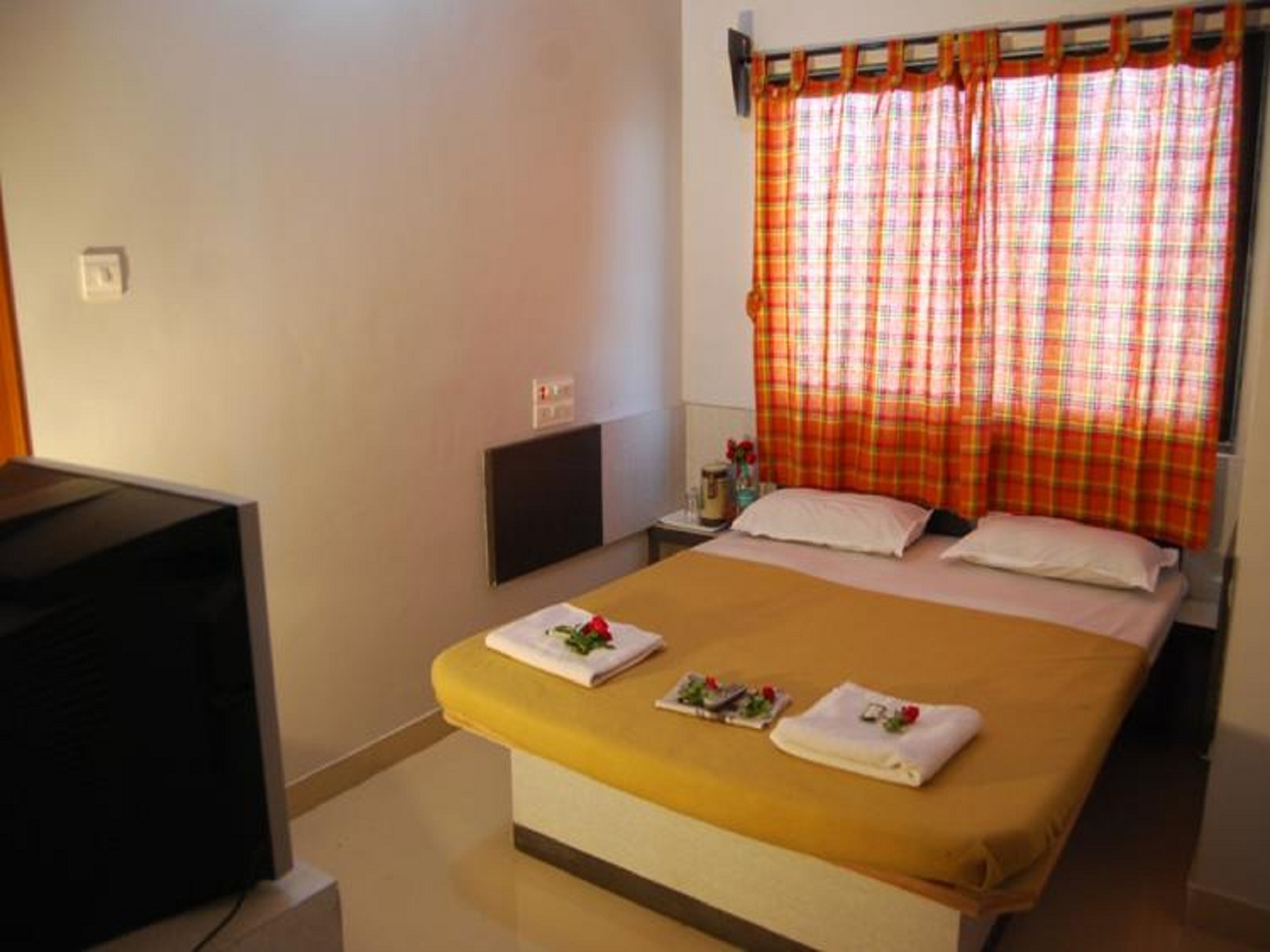 Deluxe Non AC Room 1