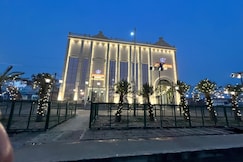 Ganeshwaram Hotel, Noida
