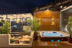BOHO by The Pitara I Theatre I Jacuzzi Rooftop, Bhopal