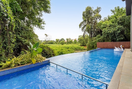 tisyastays | New House 1BHK Apartment with Infinity Pool, 5mins to beach