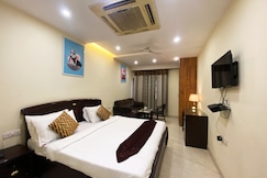 Hotel Lagoona & Banquet(Near NSP Metro), Delhi