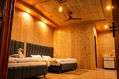 Chaukhamba View Resort, Guptkashi