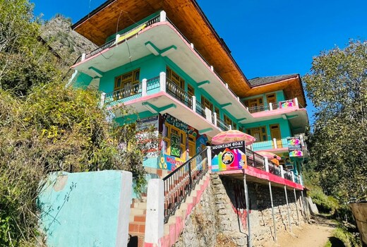 Mountain Goat Cafe and Guesthouse