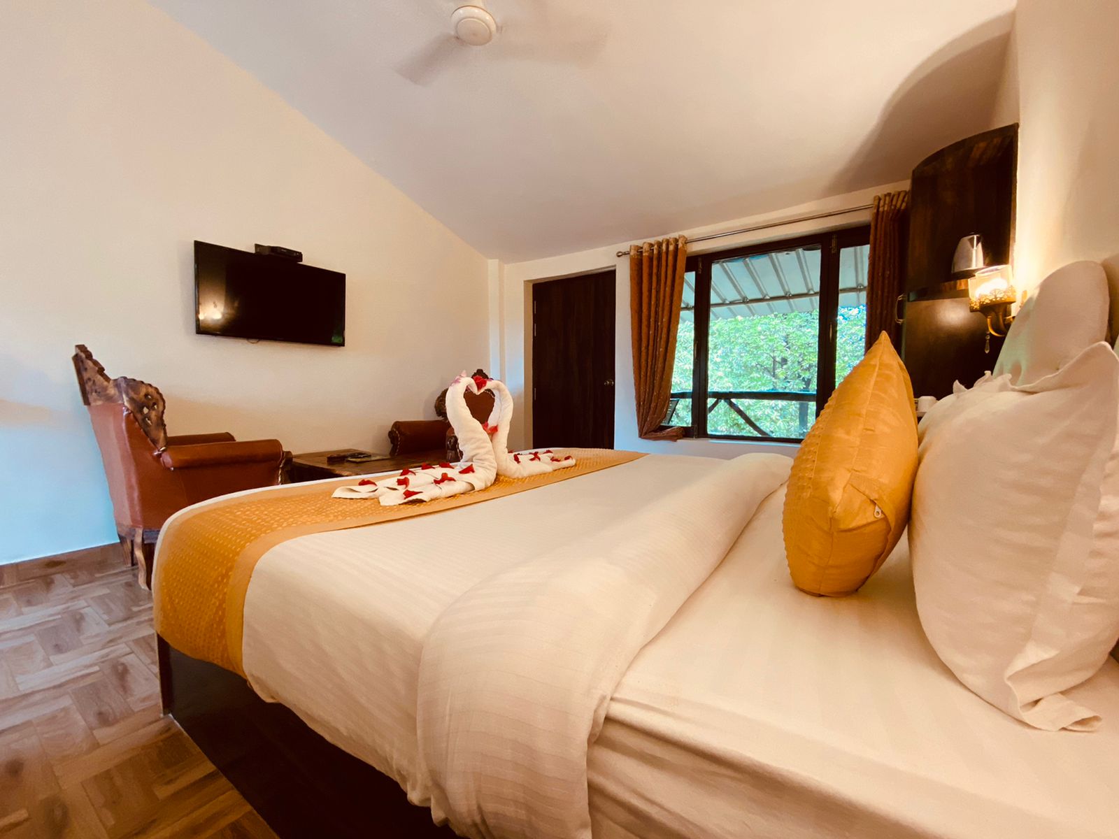 Lohagarh Corbett Resort - Tap to explore photos