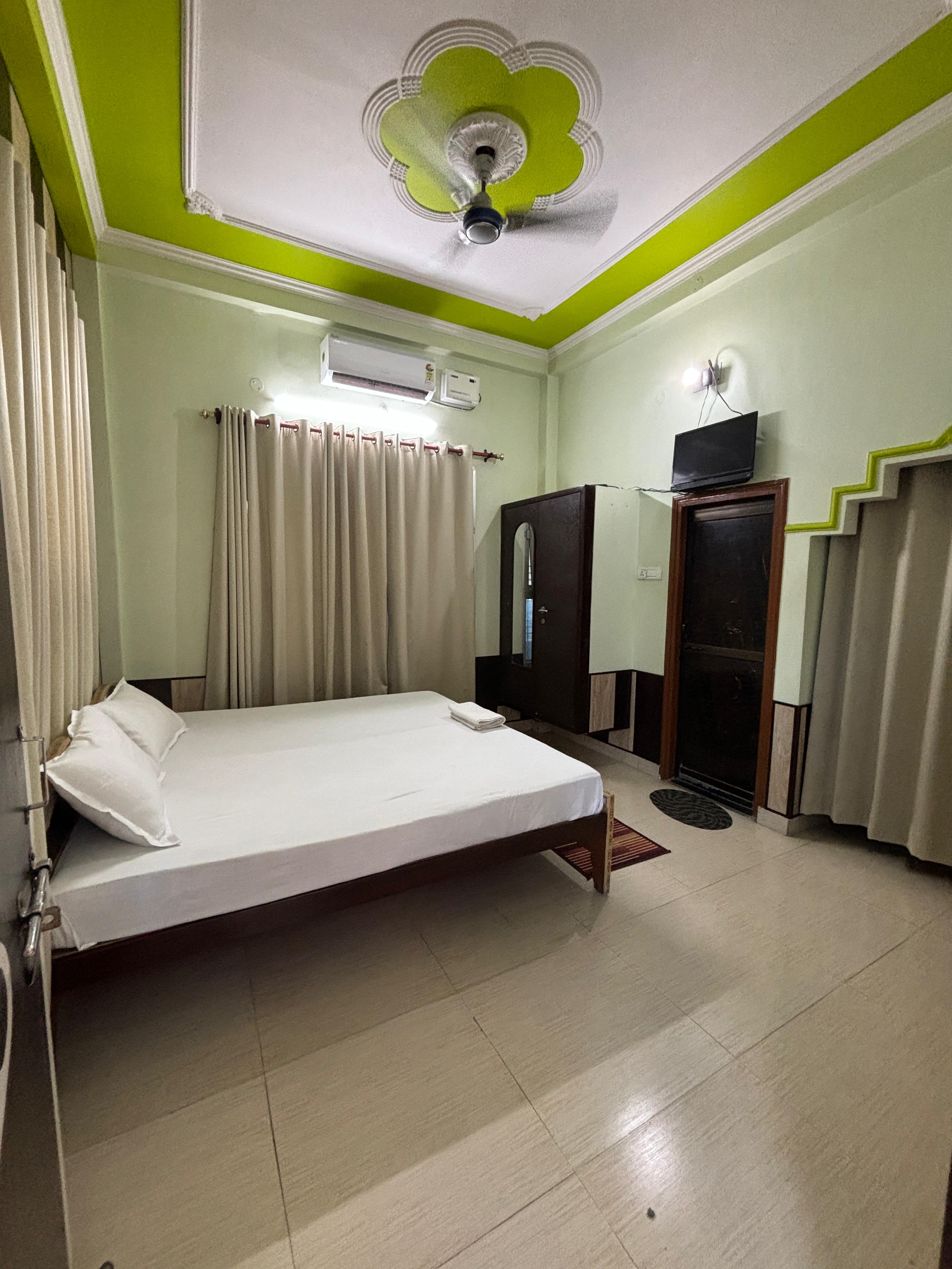 Asha Nand Villa | Home Friendly Stay - Tap to explore photos