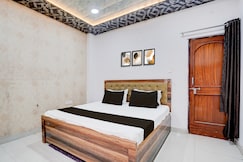 Hotel O Paras Palace, Kanpur