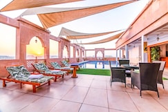 The Platinum Hotel, Muscat