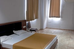 POP 84155H Hotel Prime Land, Kalol