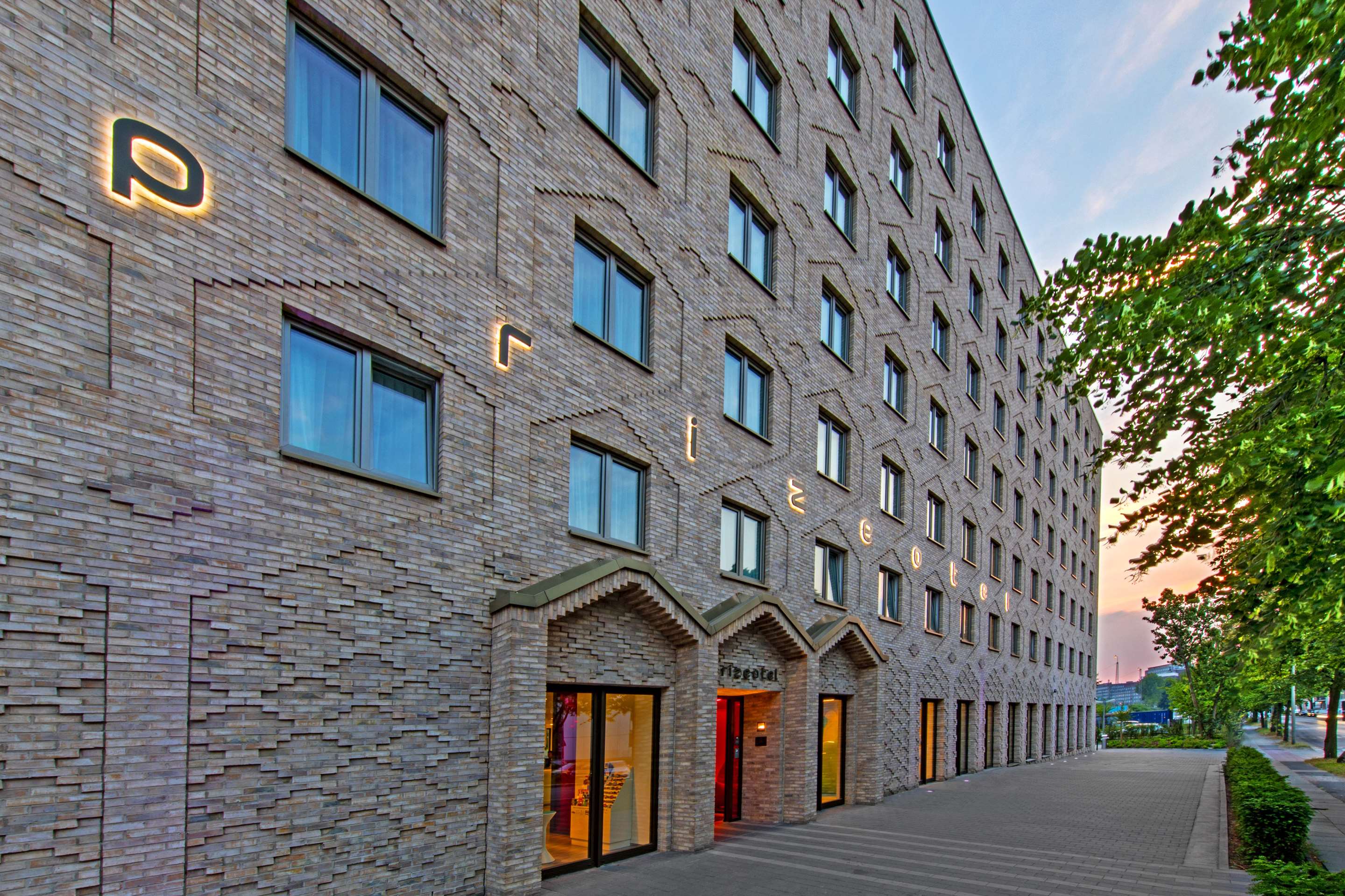 Prize by Radisson, Hamburg City - Tap to explore photos
