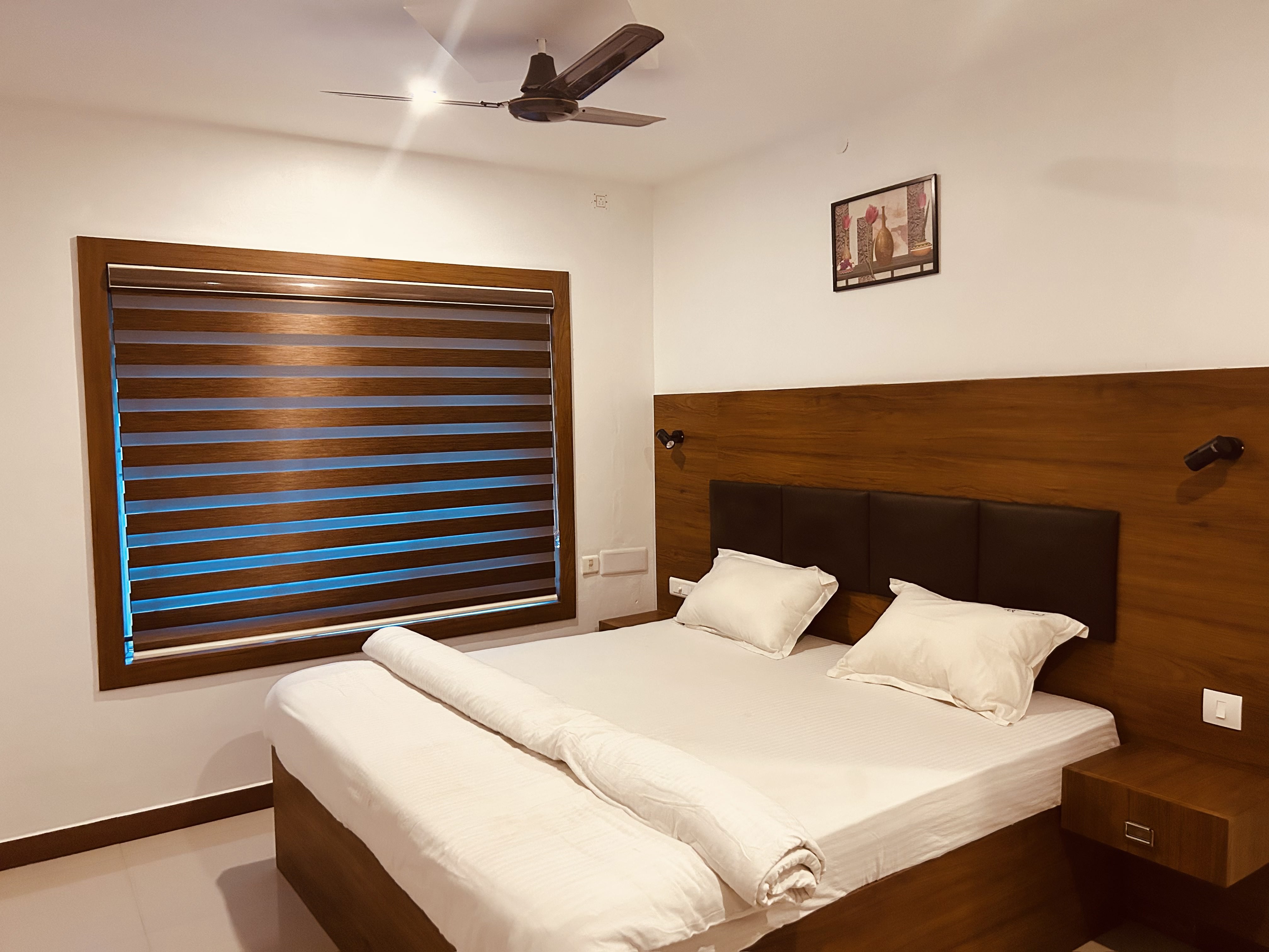 Hotel City Palace Residency - Tap to explore photos
